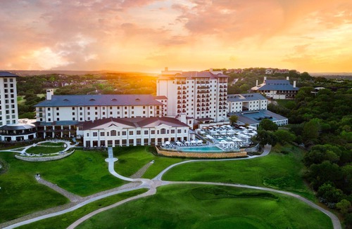 Cabin Ridge Estates Resort | Omni Barton Creek Resort & Spa Austin