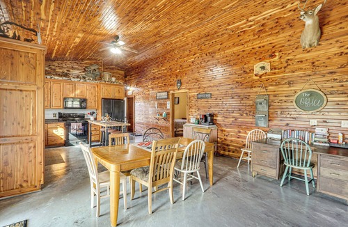 Urbana Cottage | On 17 Acres! Countryside Retreat in Louisburg