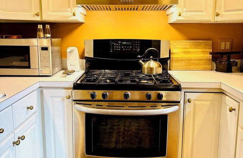 Indianapolis House | ON 62-acre Broad Ripple park and a mile from Broad Ripple village