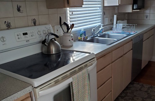 Hyannis Condo | ON BEACH CONDO - Full Ocean View -10 steps to sand