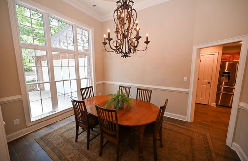 Opelika House | On border of Auburn & Opelika. Just off exit 57, easy access to both downtowns!