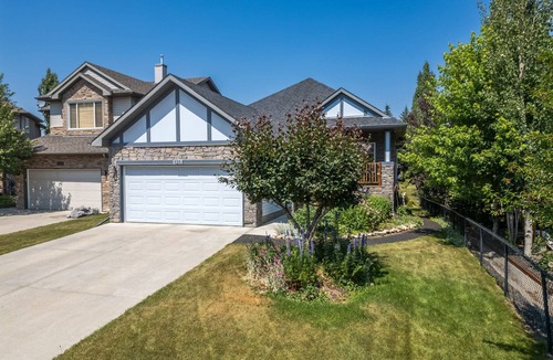 Okotoks House | On Golf Course + Walkout + Private Entry + AC