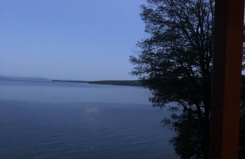 Port Douglass Cabin | On Lake Champlain at the foot of the Adirondacks. Lake access , mountain views