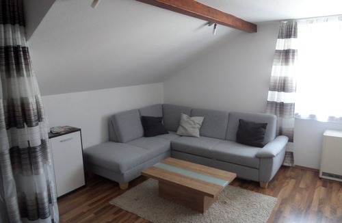 Sipplingen Apartment | On Lake Constance with views of the lake and the Alps. Still available June 20–26.