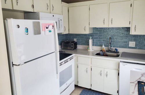 Minot Apartment | On Minot Beach - 1-bedroom apartment with deck and views of the ocean