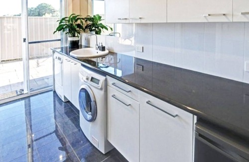Calare House | On Par for a Great Escape