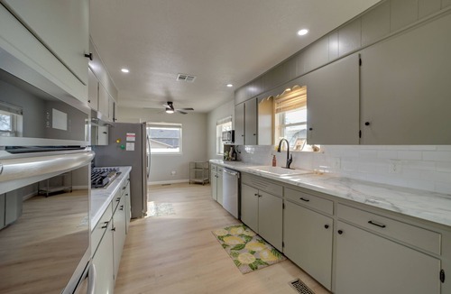 Bristow Cottage | On Route 66! Bristow Home w/Spacious Yard