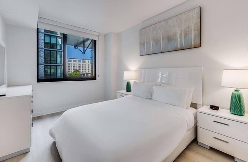 NoMa Hotel | On-site Co-working Spaces | Business & Fitness Center | Noma