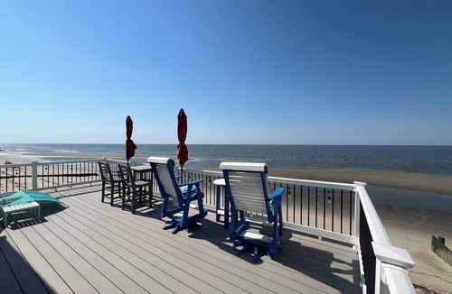 Green Creek House | On The Beach. Cape May county beach cottage with breathtaking sunset views.