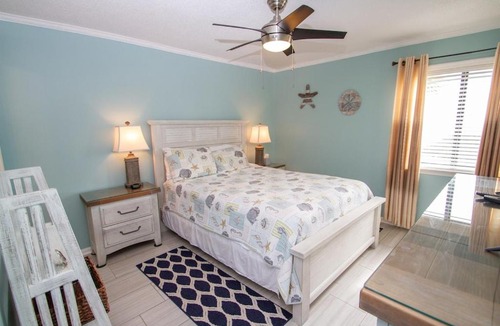 Myrtle Beach Apartment | On the Beach First Floor 2BR 2 BA Sleeps 6