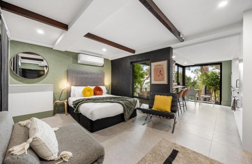 Belair Apartment | On The Deck Studio - Spa Hideaway in Scenic Belair