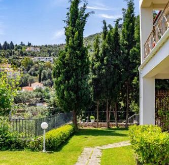 Ano Chalikas Apartment | On The Hill