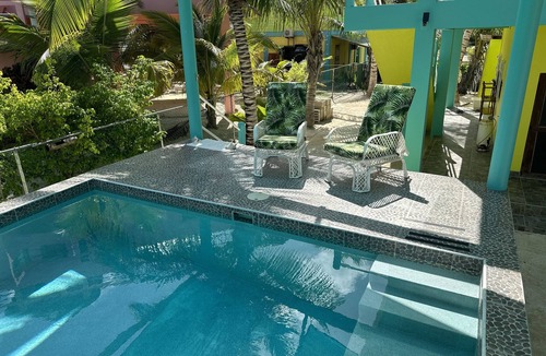 Caye Caulker House | On the Hook! Sunset Cabana by the Caribbean Sea