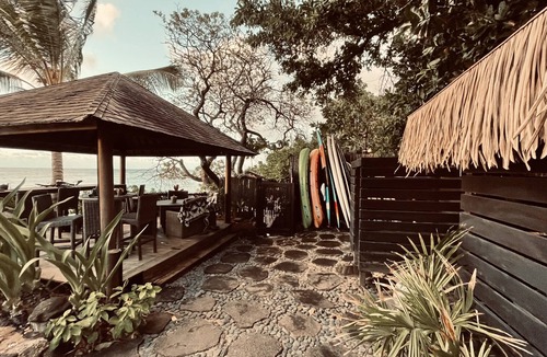 Waialee Apartment | ON THE SAND! Chuns Reef Beach House - Oceanfront Studio - A/C - Beach Toys
