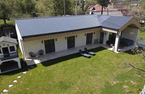 Bran Villa | On Top Villa