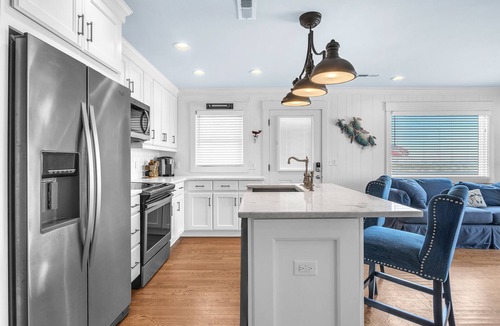 Long Beach House | On Turtle Time: Modern Oceanfront Home Ideal for Two Couples or Small Families