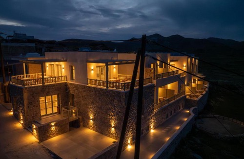 Psathi Hotel | Onar Hotel Kimolos