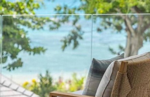 Lascelles House | One Beachlands