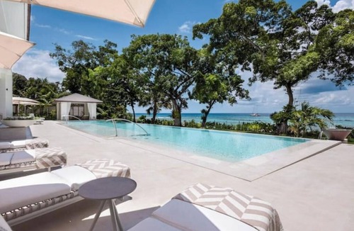 Lascelles House | One Beachlands