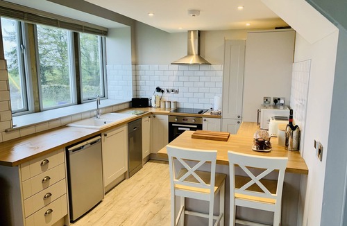 Ilkley House | One bed Detached Converted Barn With Panoramic Views of the Wharf & Aire Valley