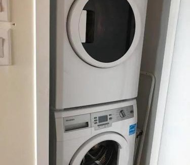 Toronto Entertainment District Apartment | One bed plus Den Downtown Toronto