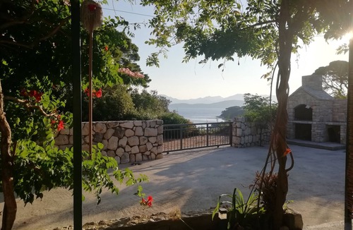 Kobas Apartment | One bedroom apartment with terrace and sea view Cove Saplunara (Mljet) (A-4896-b)