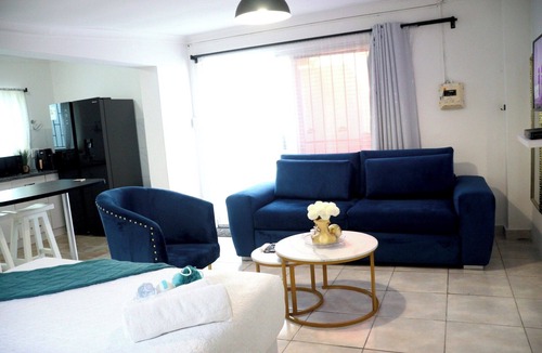 Goodwood Cottage | One bedroom apartment