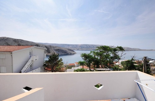 Metajna Apartment | One bedroom apartment with terrace and sea view Metajna, Pag (A-6421-d)