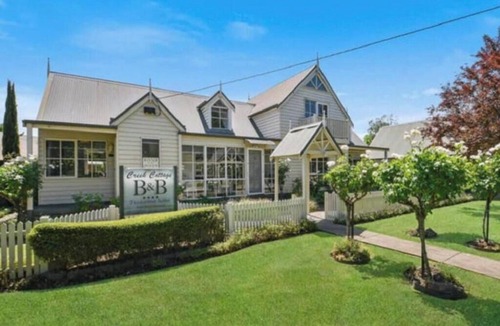 Traralgon Apartment | One-Bedroom Queen Suite