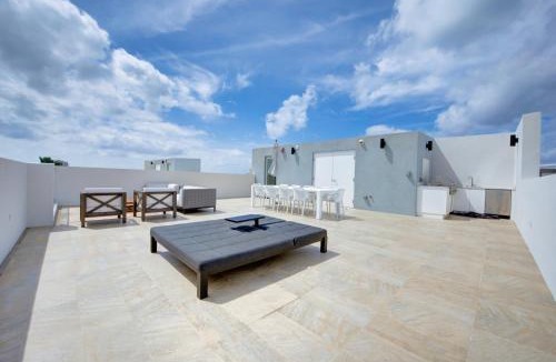 Seven Mile Beach Resort | ONE Canal Point