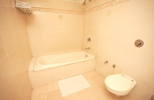 Ranjit Avenue Hotel | One Earth Central Park Amritsar