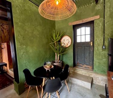 Koringberg House | One Eye Dog