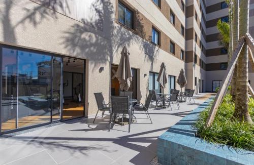 Novo Mundo Apartment | One House