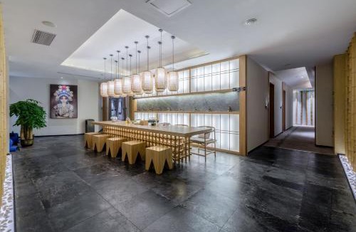 Nanshan Hotel | One House
