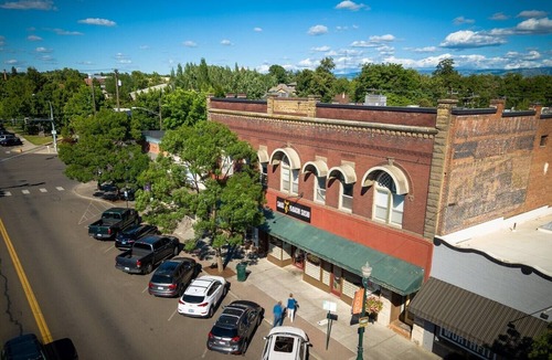 Walla Walla Apartment | One — King Bed, Historic Downtown Apartment in Nicely Appointed Building on Main Street