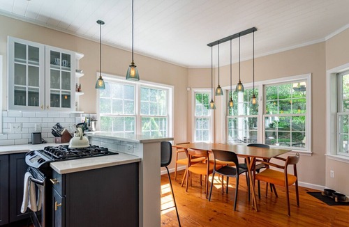 Town of Marbletown House | One Level Luxe w/Dream Patio and Fireplace