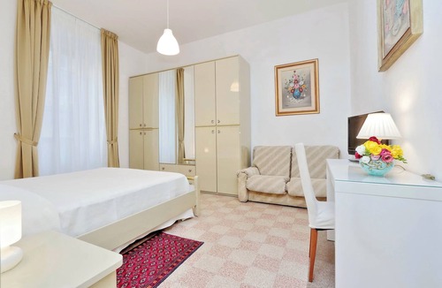 Tor Sapienza Apartment | One night a dream