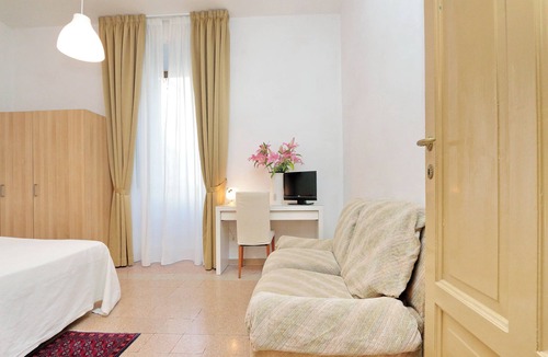 Tor Sapienza Apartment | One night a dream