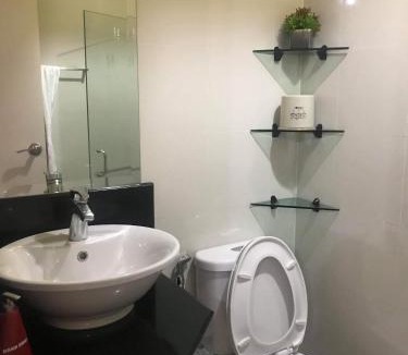 Pasay Apartment | One Palm Tree Condo