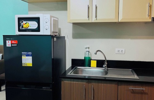 Pasay Hostel | One Palm Tree Villas