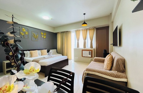 Pasay Hostel | One Palm Tree Villas