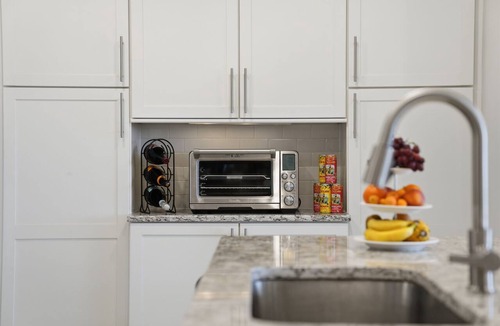 Whitney Beach Condo | One Particular Penthouse | Top-Floor Condo at Margaritaville Near Anna Maria Island