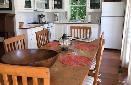 Nantucket House | One Prime week left in August, 8/22 - 8/29 and All of Sept!