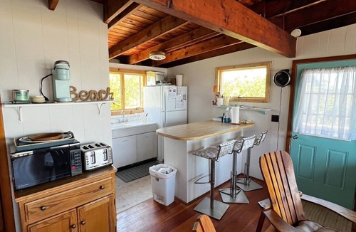 Bayberry Dunes House | One prime week left. Don't miss out. LABOR DAY! 9/4 - 9/11
