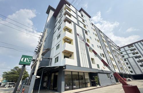 Ban Lam Rua Taek Hotel | One Residence Navanakorn