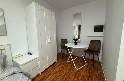 Sector 2 Apartment | One Room Apartment Ptm 3