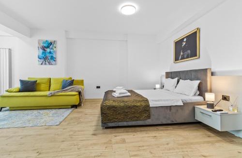 Mamaia-Sat Apartment | One SeaView std in Infinity Pool & Spa Resort
