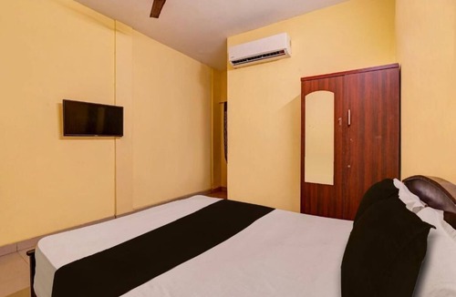 Injambakkam Hotel | One Soft Hotel