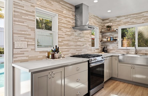 Carpinteria House | One Story Pool Home near Carpinteria Beach !