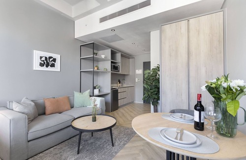Cape Town City Centre Apartment | One Thibault 2003